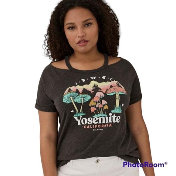 6X 30W Torrid Grey Yosemite California Cold Shoulder Tee Mushroom Hippie Nature - Picture 1 of 9
